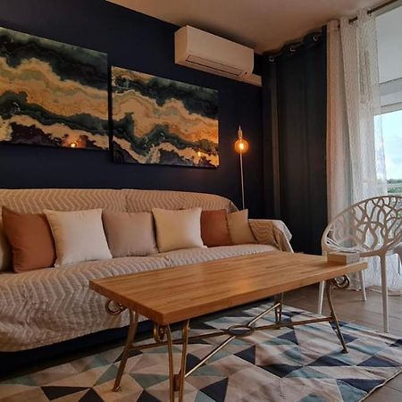 Charm And Sea, Large Studio Designed By Architect Cul de Sac Exterior photo